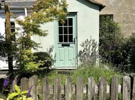 Mi Casa, Su casa for the summer!