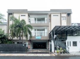 Rehat at Dago Sky Hotel，位于万隆的酒店