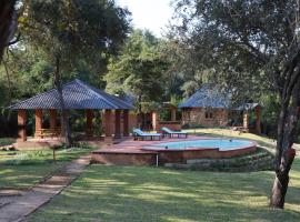 Zambezi River Cottages，位于利文斯顿的酒店