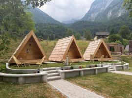 Glamping Kamp Triglav，位于索卡的山林小屋