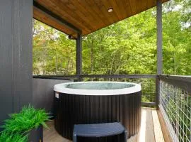 The Little Timber Cozy Hot Tub Fireplace