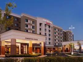 Courtyard by Marriott Toronto Brampton