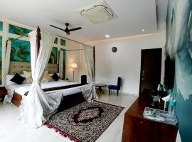 The Luxury Maharaja The Royal Resort，位于塞恩的酒店