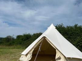 Brambles bell tent，位于Brading的豪华帐篷