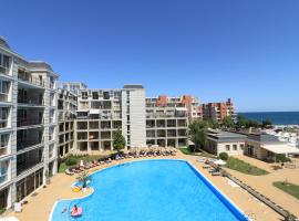 Първа линия Апартаменти，位于帕莫瑞的酒店