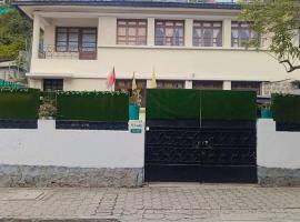 Friendly House & Hostel 2，位于基多的住宿