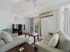 Apartment in North Ward，位于汤斯维尔的酒店