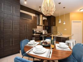 Ground Floor Loft Style Luxury Executive Flat，位于蒙特利尔的酒店