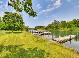 3 Mi to Seneca Lake Couples Apt with River Access