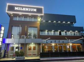 Hotel New Milenium，位于Lukavac的酒店