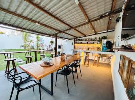 Atenas - Lofts com Cozinha - Próximo Aeroporto e Rodoviária，位于塞古罗港的酒店