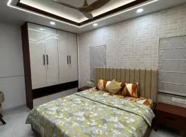 Aamantran Abode