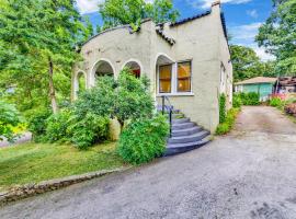 Family and Pet friendly Charming Cozy Casita，位于伯明翰的乡村别墅