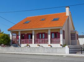 Casa Palheiro Amarelo da Biarritz，位于诺瓦海岸的度假屋