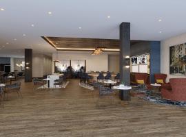 Cambria Hotel Tampa-Brandon，位于坦帕的酒店