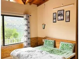 Near 350 m Bhimtal Lake Dam Homestay Kiran
