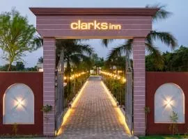 Clarks inn Bichpuri Agra