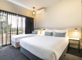 Nightcap at Excelsior Hotel，位于墨尔本的酒店