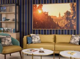Zenitude Hôtel Résidences Bordeaux St Jean，位于波尔多的酒店