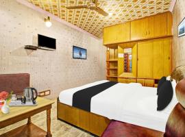 Collection O Residency Road Srinagar，位于斯利那加谢赫·UL·阿拉姆国际机场 - SXR附近的酒店