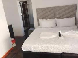 Duminy Lodge Monthly Rentals