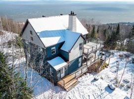 L'Audacieux - SPA, Billard, Poker, Arcade, fleuve, l'&eacute;vasion VIP，位于圣弗朗索瓦小河的滑雪度假村