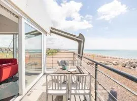 Amazing beach apartment