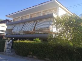 Nikos Apartments，位于佩弗奇的酒店