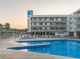 RVHotels Nautic Park，位于普拉加德阿罗的酒店