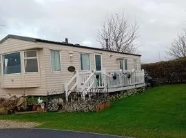 toto retreat by the sea