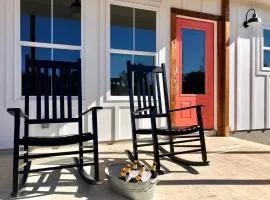 Cozy Cabin in the Texan Countryside for Glamping Vacations in Wimberley