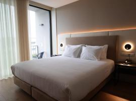 Oporto Fly Hotel，位于马亚的酒店