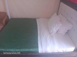 Tick BC Guesthouse，位于坎帕拉的酒店