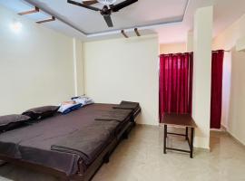 Adithya Inn Lodge，位于Jadcherla的酒店