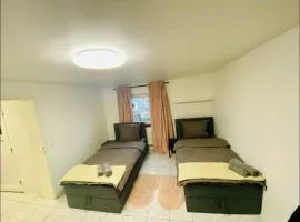 Zimmer für 2 Monteure in Heppenheim Kirschhausen