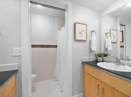 The Lofts of Downtown - 540 N 2nd St - Unit 201 - Charming 2-Bedroom in the Heart of Clarksville TN