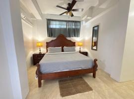 1BR Getaway with Breathtaking Views and King Bed