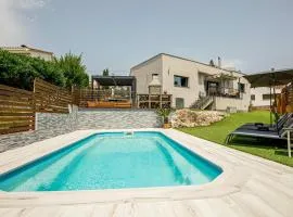 Pet Friendly Home In Santa Susanna