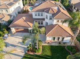 Private room--Ideal for working professionals--，位于图莱里的酒店