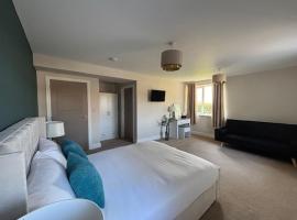 East Halton Hotel，位于East Halton的酒店
