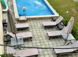 Hotel Crown，位于乌雷基的酒店