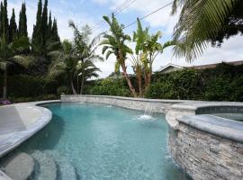 4 bedroom, 3 bathrooms Pool Home，位于奥兰治的酒店