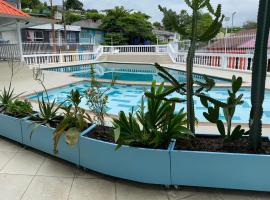 Hotel la popa，位于亨达的酒店