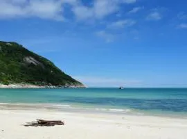 海滩漂流瓶2号简易别墅酒店