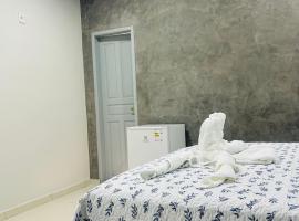 Ask 1，位于博阿维斯塔的带停车场的酒店