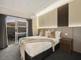 Aroha Motel & Apartments