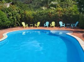 HUAHINE - Bungalow Picasso，位于法勒的酒店