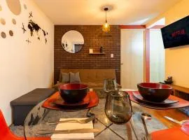 10 minutes away from Zocalo