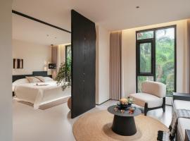 JIYU Hotel，位于Xishuangbanna International Airport的豪华型酒店