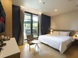 The Hound Hotel Changwon Terminal